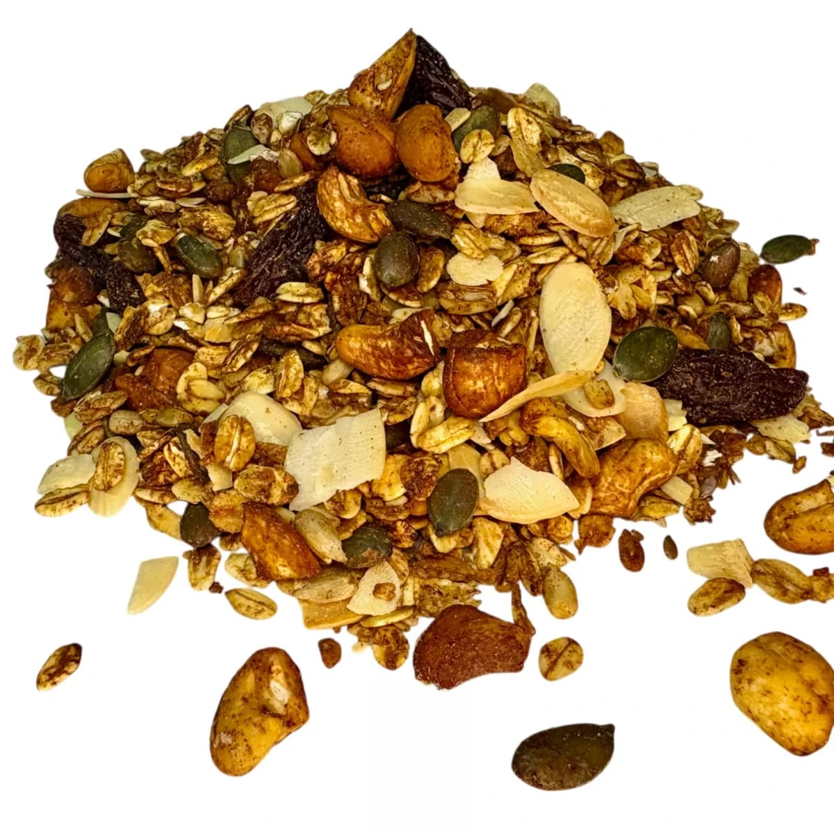 Esta imagem captura um montinho de granola de uva passa, uma combinação irresistível de ingredientes saudáveis e saborosos. A granola é composta por aveia crocante, uvas passas suculentas e um toque de mel, que se juntam para criar uma mistura perfeita de texturas e sabores. O contraste entre as uvas passas e os flocos de aveia torna este montinho visualmente atraente, convidando a uma experiência de degustação deliciosa e nutritiva.
